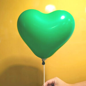 結ばない 方法 ハート型バルーン スティック