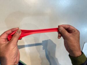 風船 結ぶ コツ 結び方1